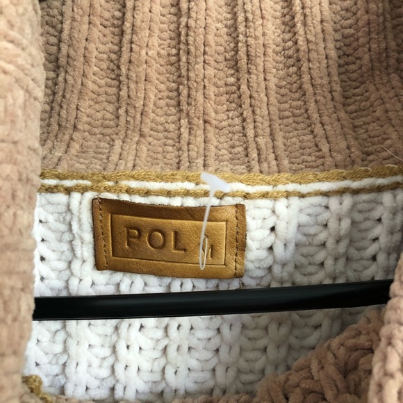 Color Block Sweater - Picture 2 of 3